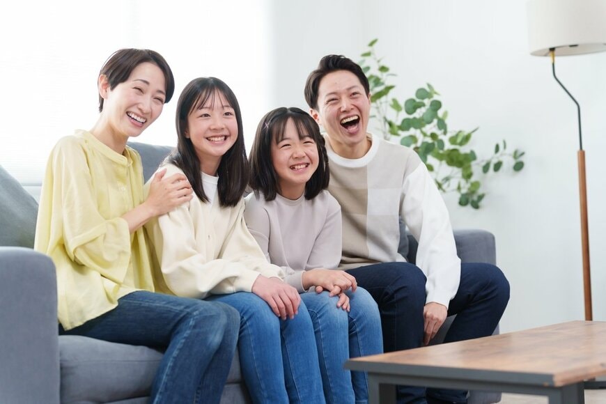 【40代・50代】二人以上世帯のリアルな貯蓄額は？共働き8割時代の平均・中央値と貯まる家計の整え方