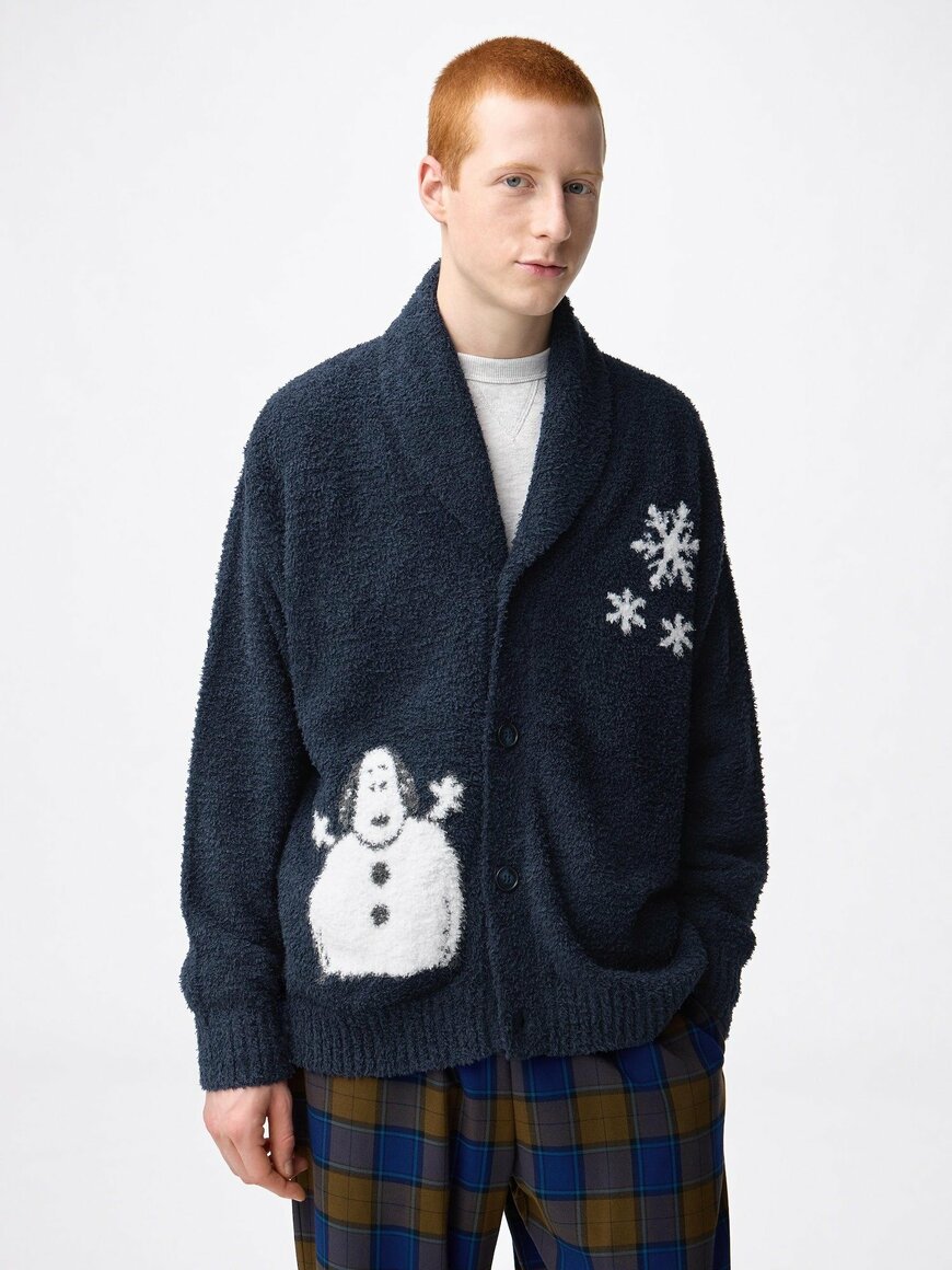 出所：GU公式　ラウンジカーディガン Peanuts 69 NAVY