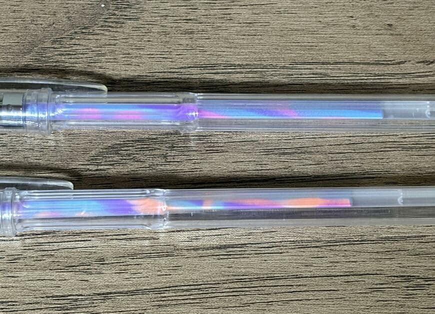 ダイソー、ボールペン(レインボー、中性、2本)の画像