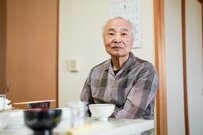 「公的年金だけに頼る高齢者世帯」43.4%に。リタイア後の65歳以上夫婦「貯蓄・生活費」の平均を見る