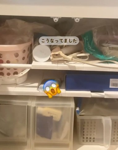 ごちゃつく洗面台下がニトリと100均アイテムですっきり。空間を無駄なく使う収納アイデアに称賛の声