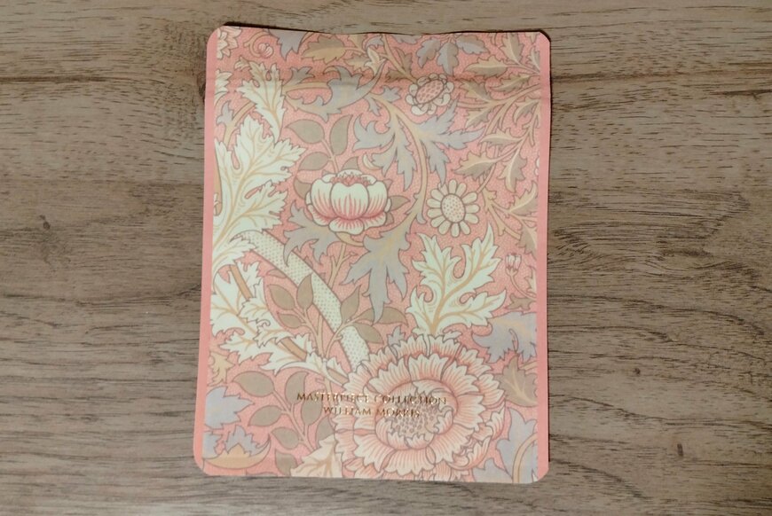 筆者撮影（セリア、ジップバッグ 5P ウィリアム・モリス）