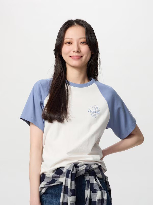 ユニクロ公式　ピーナッツUT（BULE）画像