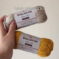 セリアの毛糸「ソロフィム」7玉で編める“チェック柄プリーツバッグ”に反響「ステキ！」「大好きな糸です」の声
