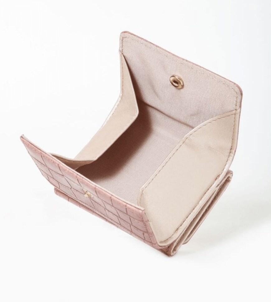 画像出典：すべて「ハニーズ公式」