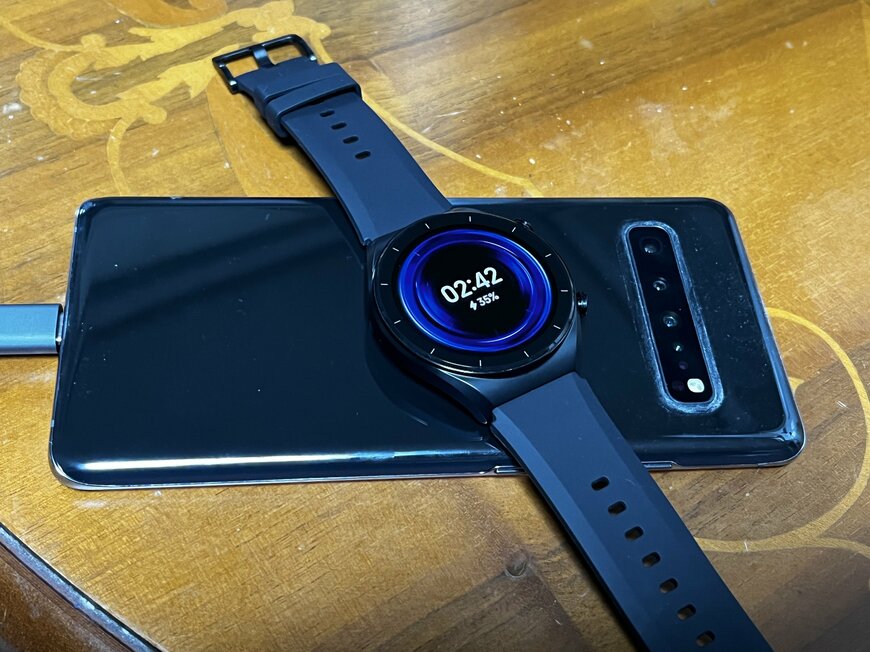 Xiaomi Watch S1はワイヤレス充電対応
