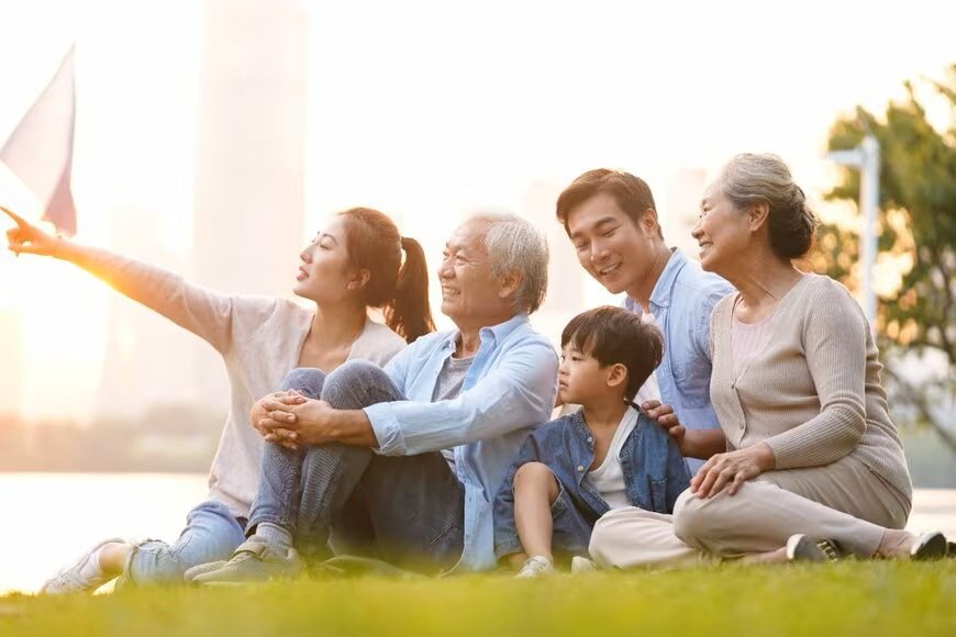 【75歳の医療費】後期高齢者医療制度で「2割負担になる人」の年金収入はいくら？対象ラインと窓口負担の早見ポイント