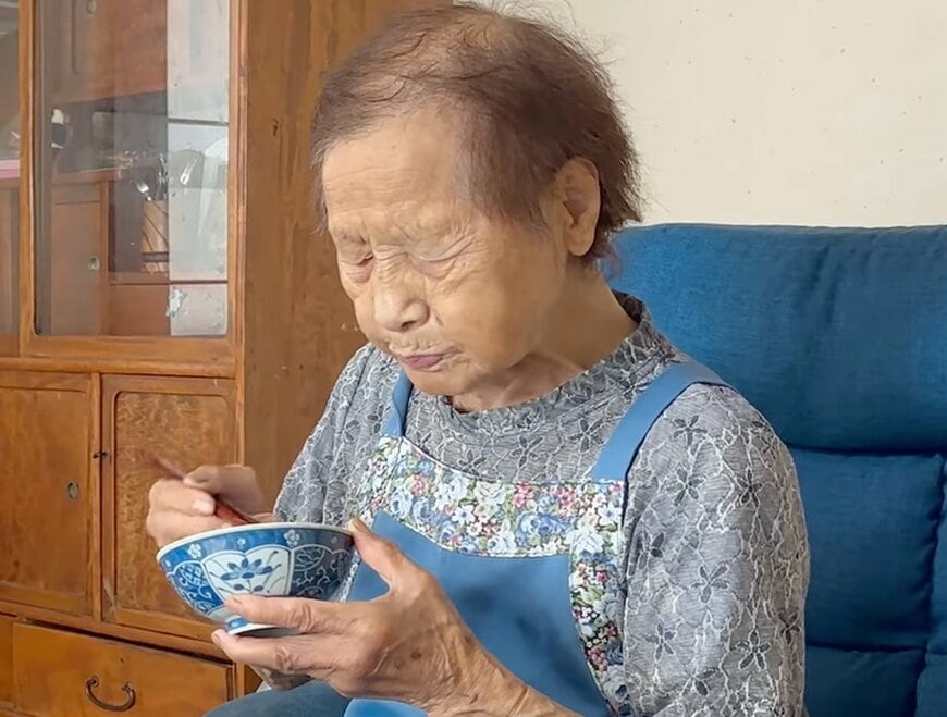 【95歳長寿飯】おばあちゃんが作る“卵焼き朝食”がおいしそう！「見習いたい」「元気の源」と反響