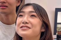 面長に悩む台湾出身の女性が「似合わせカット」で大幅イメチェン　想像以上の仕上がりに「うれしいです！OK！」