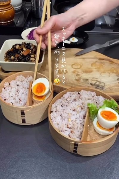 綺麗な黄身のオレンジ色が印象的