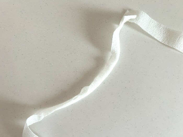 何度も巻きなおすと粘着が弱くなるようなので注意が必要