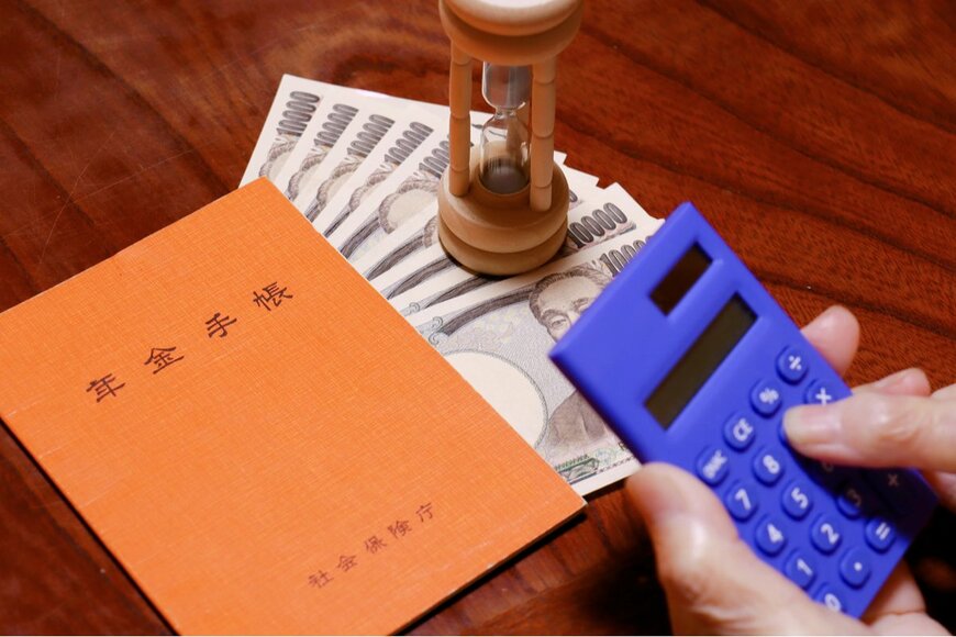 基礎年金はフル受給で6.5万円。では厚生年金の受給額は？