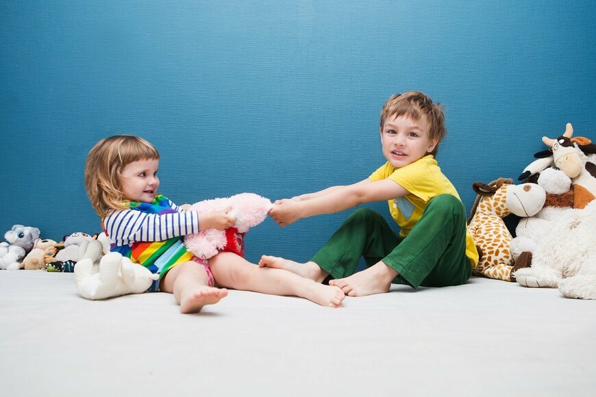 叱らない子育ては自由奔放にさせること!? 迷惑でもよその子には注意しづらい現実