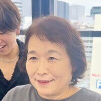「孫の七五三に綺麗なおばあちゃんでいたい」女性が縮毛矯正に挑戦！「本当に変わった」「来て良かった」と本人感激