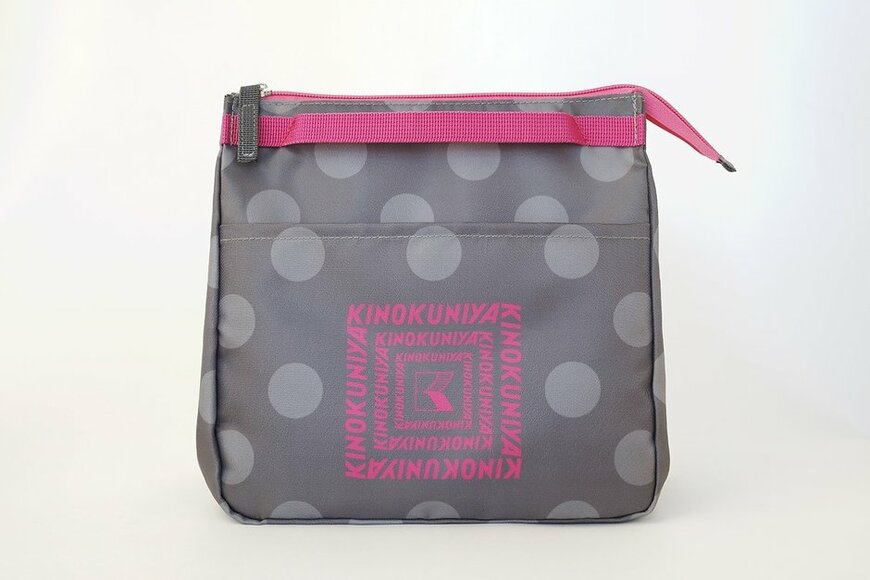 出所：株式会社オレンジページ　紀ノ国屋のたっぷり保冷ポーチ