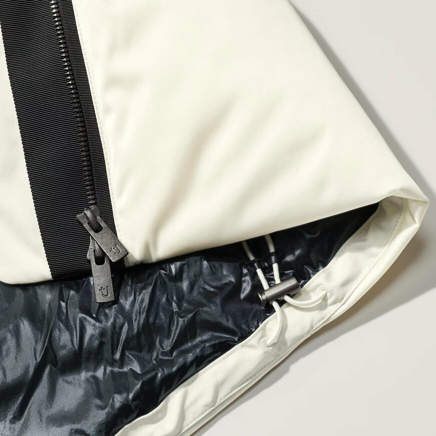 出所：ユニクロ公式　ダウンボリュームジャケット