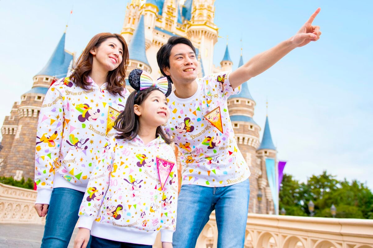 ☆希少　レア　非売品　ディズニー　オリエンタルランド　暑中お見舞い オリエンタルランド】ディズニー40周年グッズの開発者がおすすめ