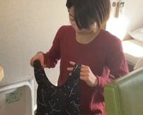 ホテルの冷蔵庫に少し高めのスイーツを入れておいたら…翌日のまさかの行動にショックを受けてしまう