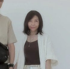 【66歳マダム】ZARA×UNIQLOの上品な「オールメンズアイテム⁡コーデ」が素敵