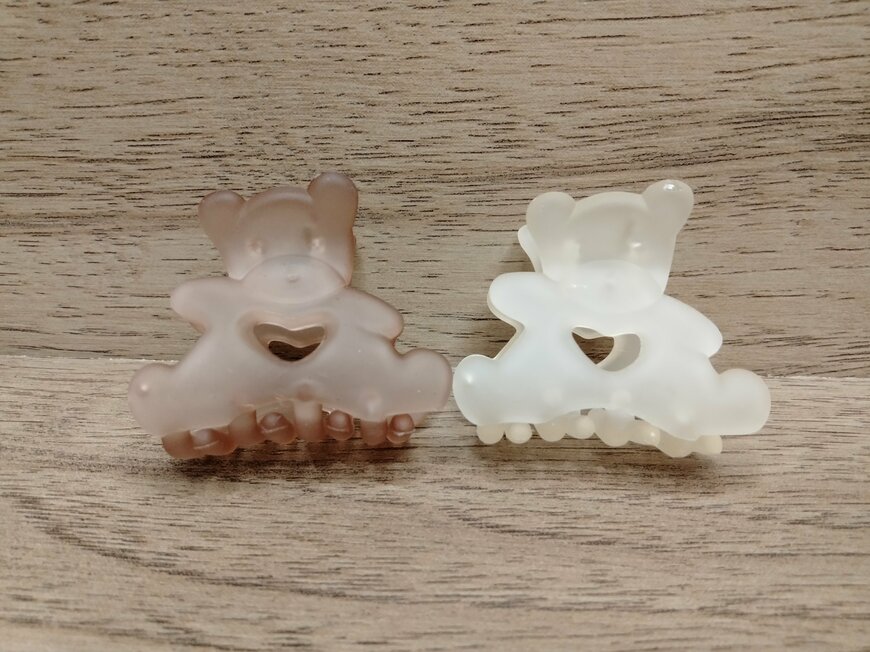 筆者撮影（セリア、バンスクリップハートベア）