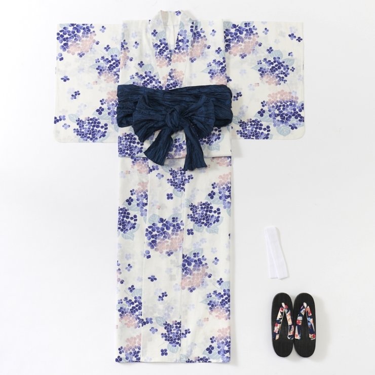 出所：しまむら　オンラインストア