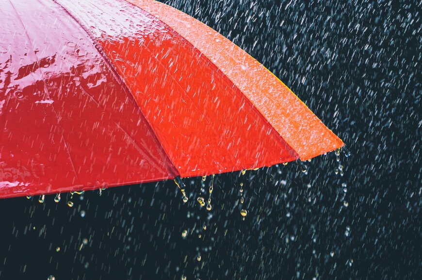 大雨・台風シーズン到来【被災者生活再建支援制度】最大「300万円」の給付！住宅被災時の大きな支援！他にも役立つ「3つの公的支援制度」を解説
