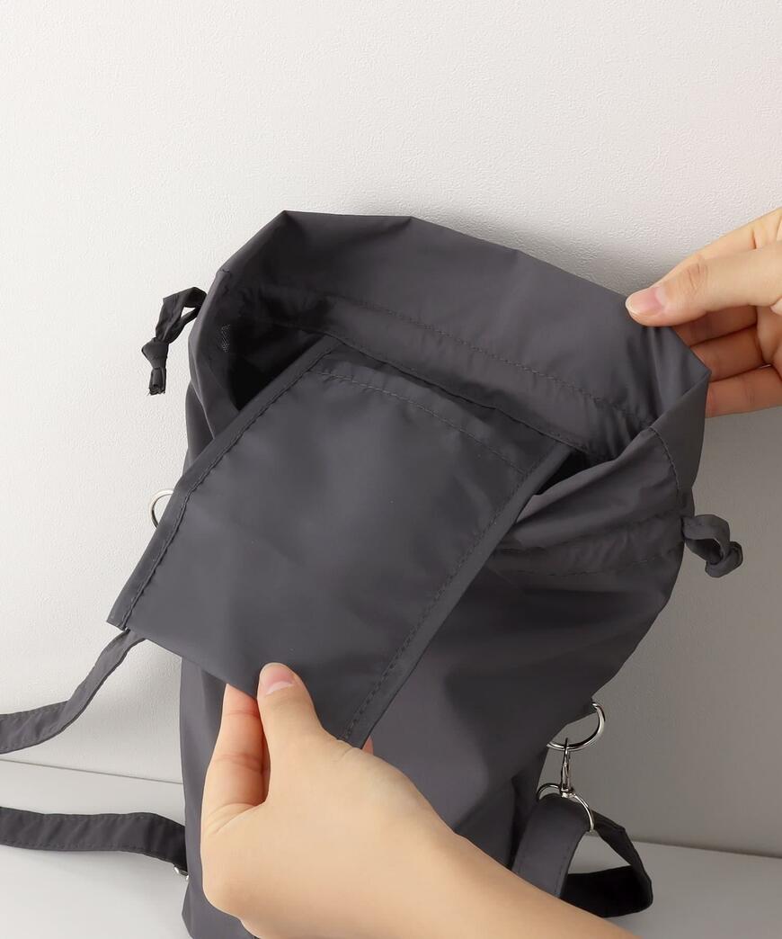 出所：パルグループ公式ファッション通販サイト 3COINS ティッシュケースバッグ