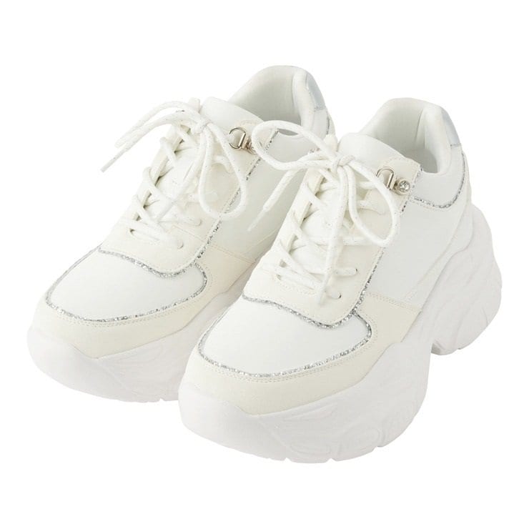 出所：しまむら公式　レディース　スニーカー　（辻希美）