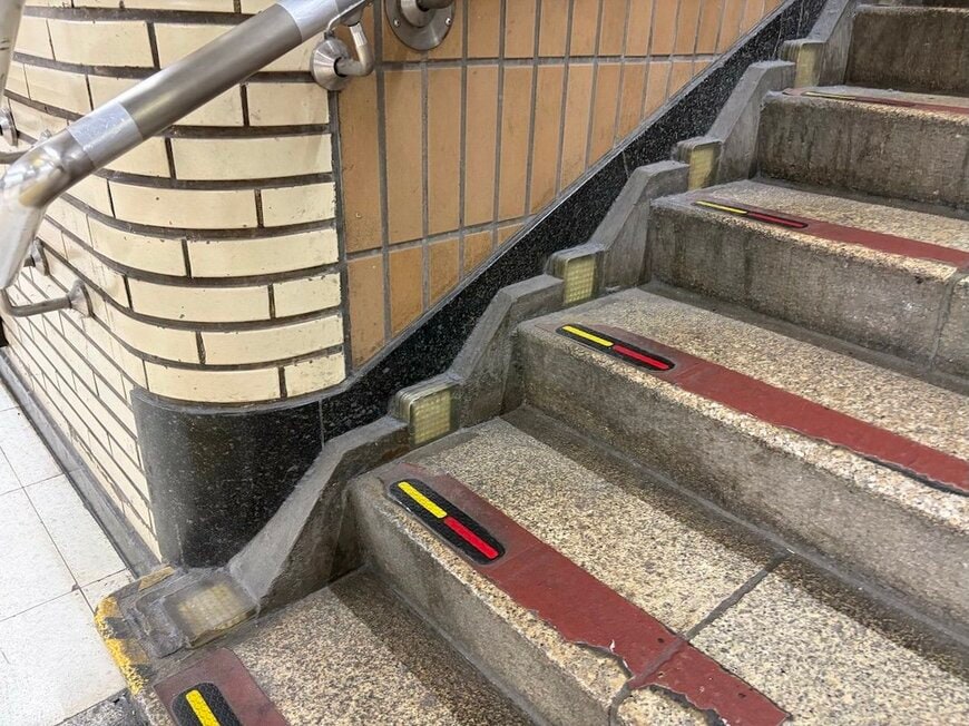 階段の側面に注目