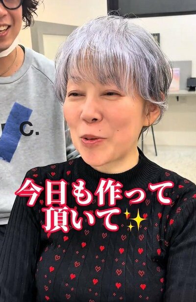アフターはトップから長めに前髪を作ったショートスタイル