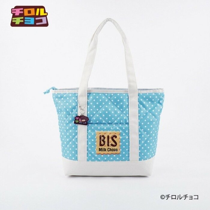 それぞれのバッグにチロルチョコのアクリルチャームが付属しています