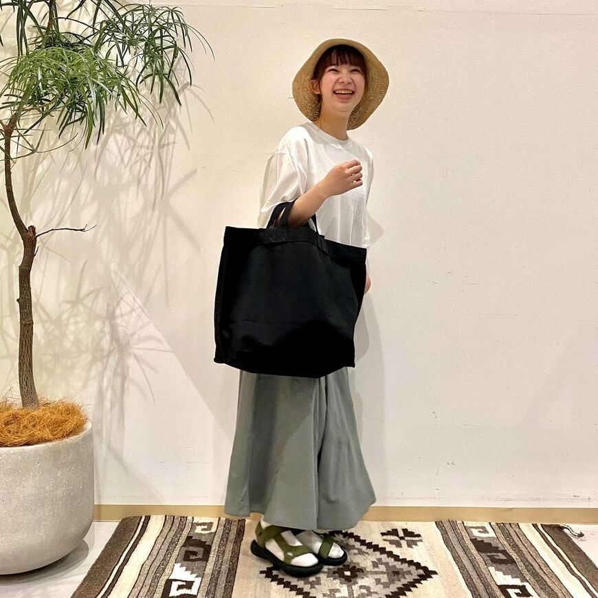 出所：無印良品ネットストア 帆布 持ち手が二つある トートバッグ