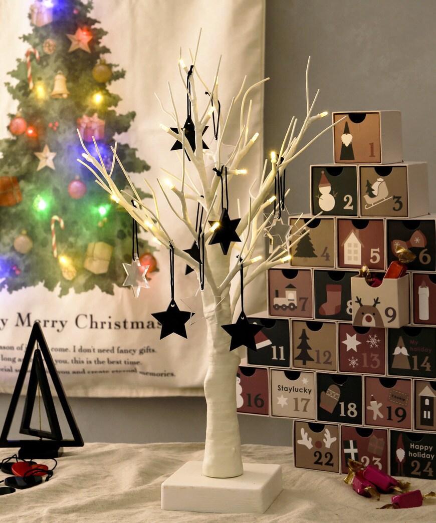 出所：パルグループ公式ファッション通販サイト 3COINS アクリルオーナメント