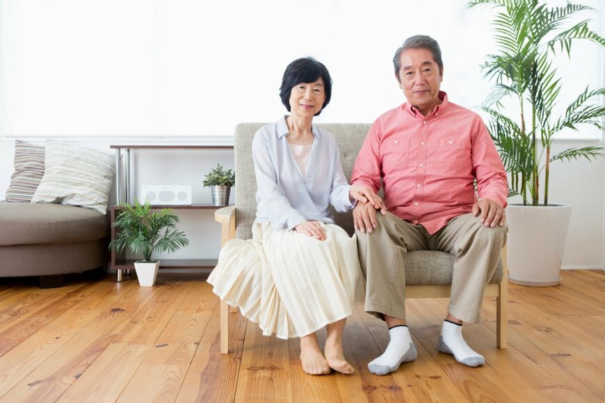 【厚生年金と国民年金】モデル夫婦の年金月額「約22万円」も注意すべき点4選