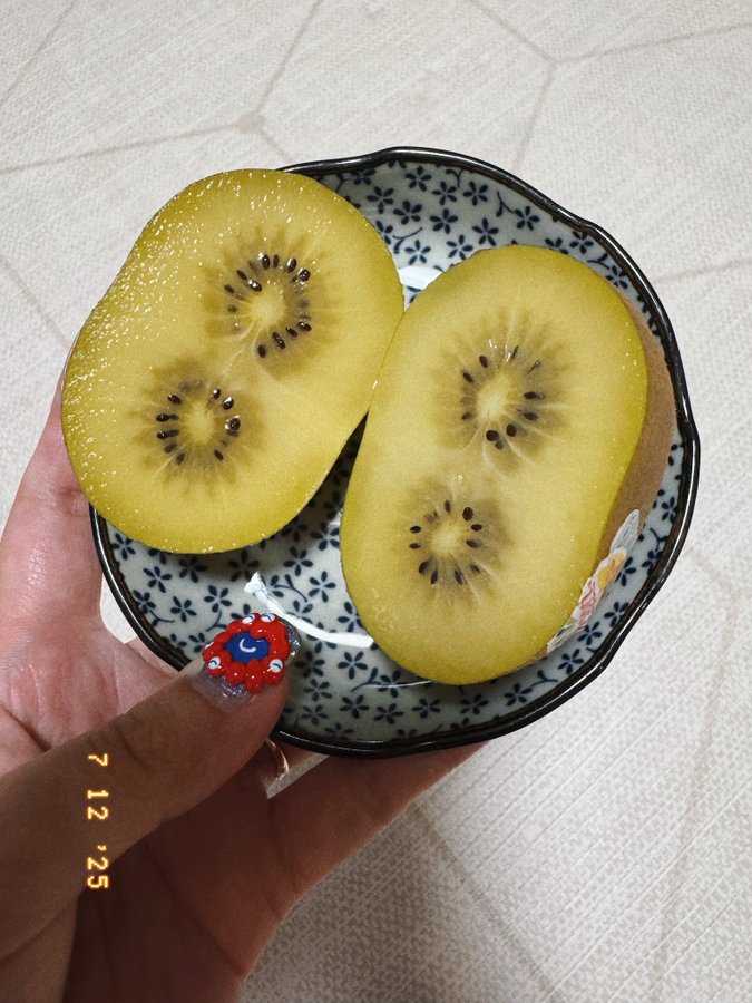 キウイフルーツの断面