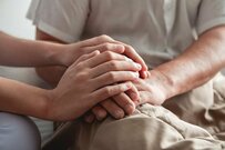 【生活保護】「冬期加算」はあるけれど《夏季加算》はある？生活扶助の「加算項目」をチェック！