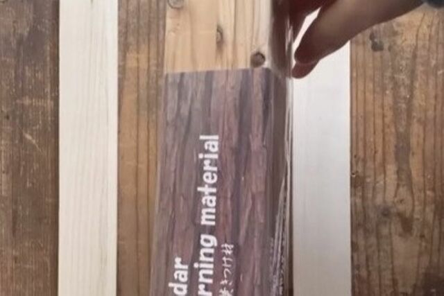 【100均DIY】セリア＆ダイソーの「杉の焚きつけ材・角材・板材」を使って…　おしゃれな〈ガーデニング収納ラック〉をDIY