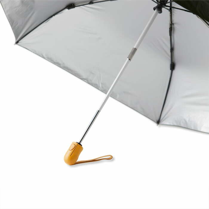 遮熱・UVカット機能(UPF50+)が付いたコンパクトな傘