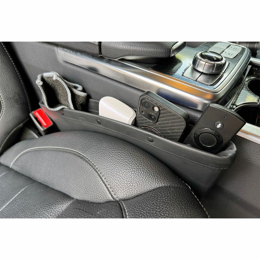 出所：オートバックス公式ブランドサイト　AQ. スムースレザー調シートサイドポケット