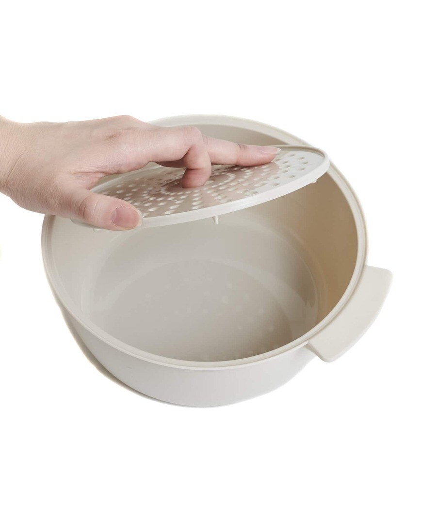 出所：パルグループ公式ファッション通販サイト 3COINS ビストロヌードル