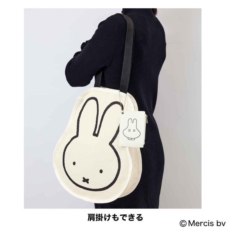 画像出所：すべて「宝島社公式」