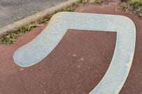 青森県で発見した「カタカナのク」の落とし物　思わず二度見してしまう物体に衝撃走る