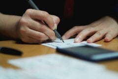 年賀状を出すのは今年で最後!? 「終活年賀状」じわじわ広がる