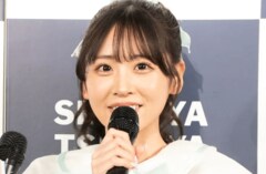 櫻井優衣、ガウン姿での“笑顔ショット”に絶賛の声「オフ感最高」「天才的に可愛い」