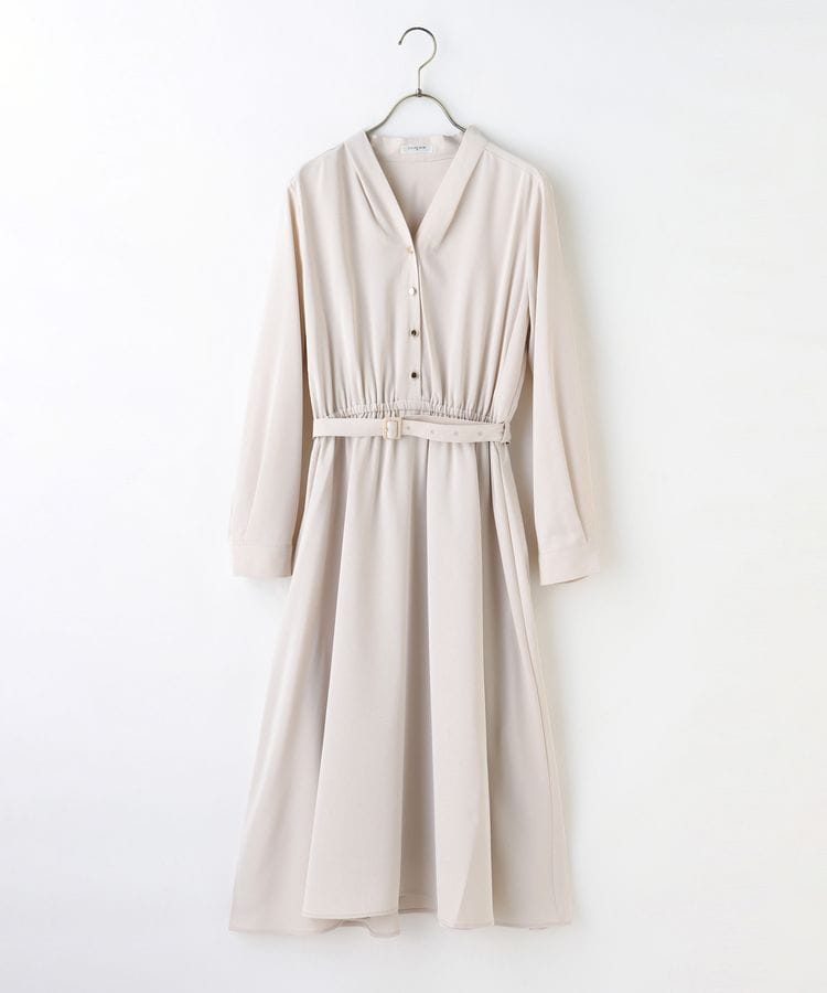 出所：ハニーズ公式通販 金釦使いワンピース