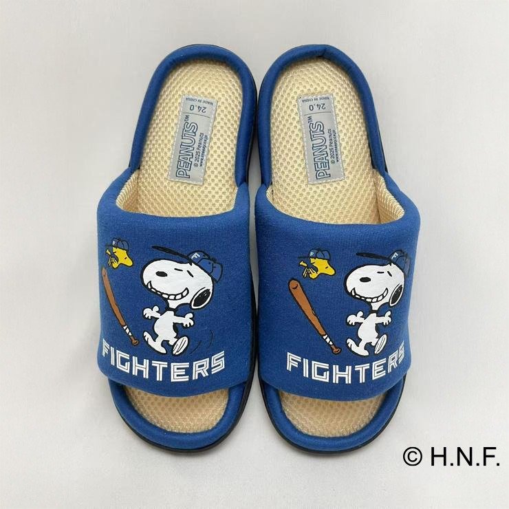 出所：しまむら公式　サンダル（PEANUTS×北海道日本ハムファイターズ）