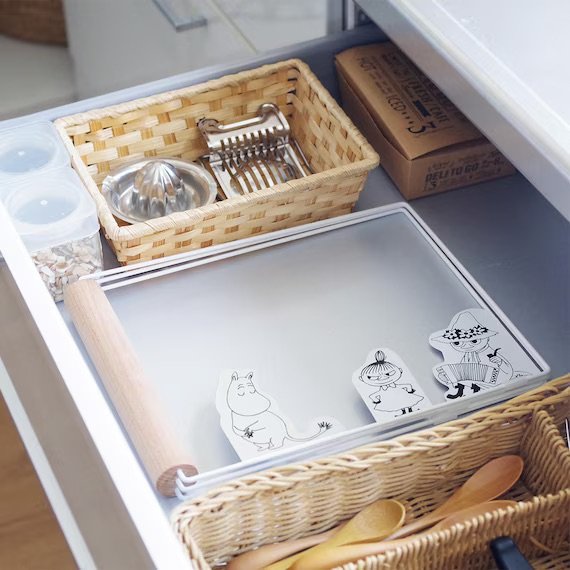 出所：ニトリ公式　ふきんハンガー(ムーミン)