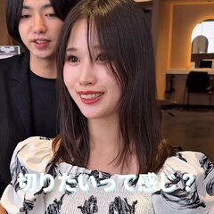 セミロング→“くびれボブ”にイメチェンしたい女性が〈上品×キュート〉な姿に大変身！