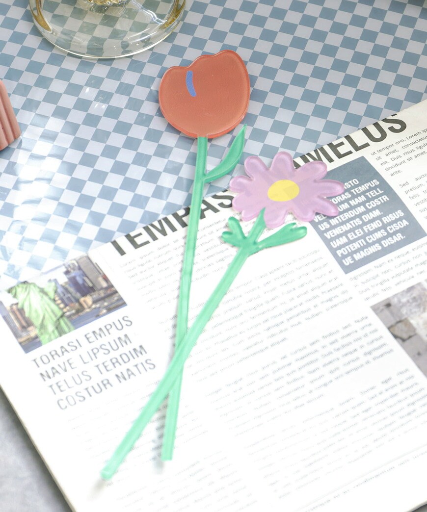 出所：パルグループ公式ファッション通販サイト 3COINS 【Colorful interior】アクリルフラワー2本セット