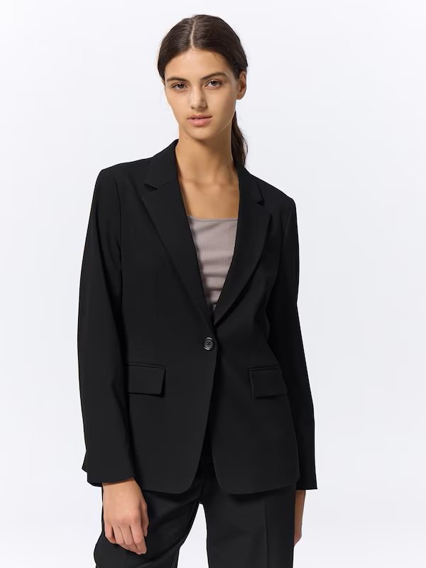 出所：GU公式サイト